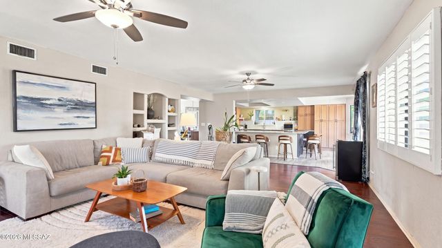 12431 N Copper Queen Way, Oro Valley, AZ 85755