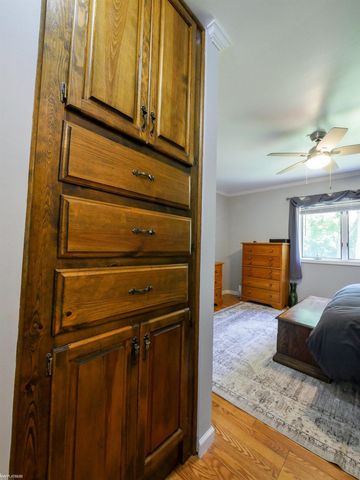 8468 Rondale Drive, Grand Blanc, MI 48439