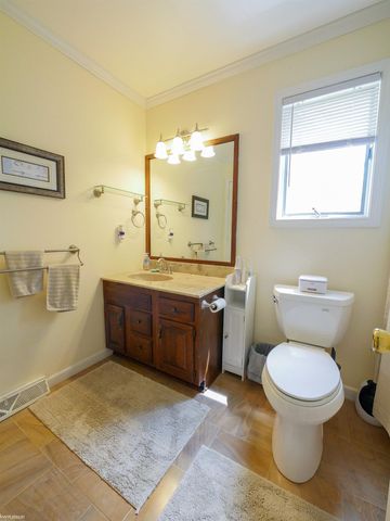 8468 Rondale Drive, Grand Blanc, MI 48439