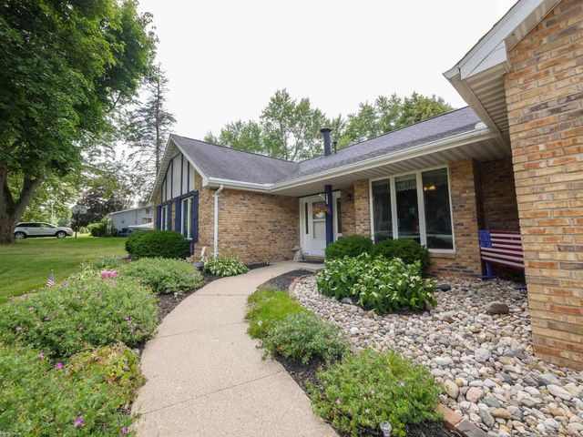 8468 Rondale Drive, Grand Blanc, MI 48439