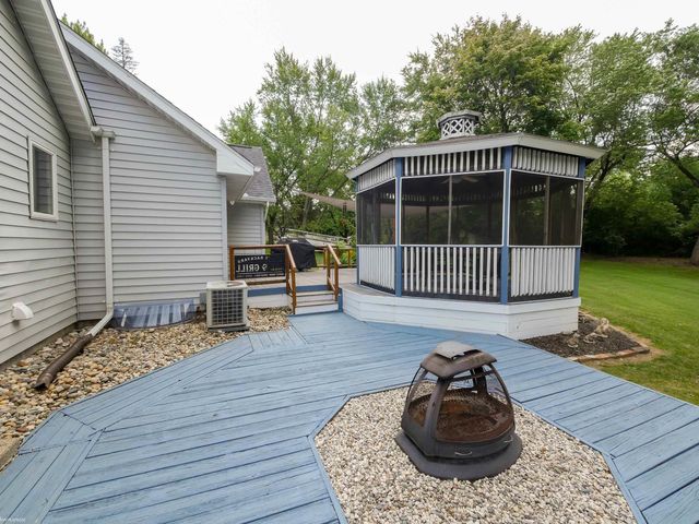 8468 Rondale Drive, Grand Blanc, MI 48439