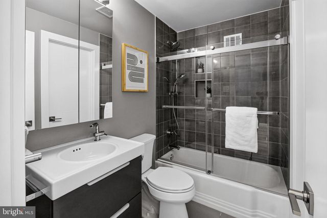 6222 DAHLONEGA RD, Bethesda, MD 20816