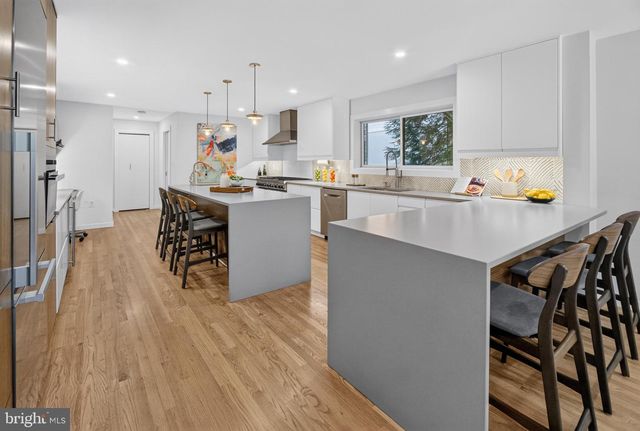 6222 DAHLONEGA RD, Bethesda, MD 20816