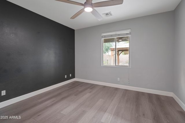 42502 W SOMERSET Drive, Maricopa, AZ 85138