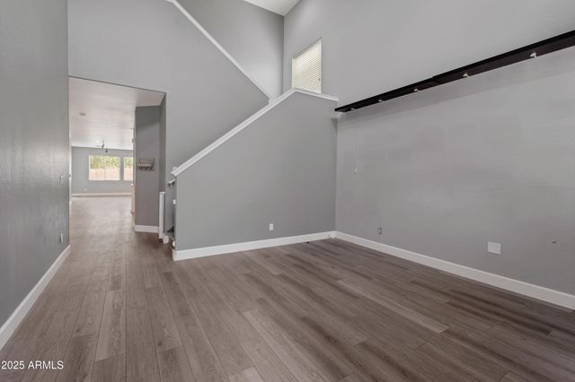 42502 W SOMERSET Drive, Maricopa, AZ 85138