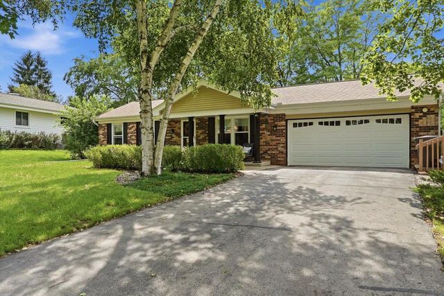 107 Shepard COURT, Mukwonago, WI 53149