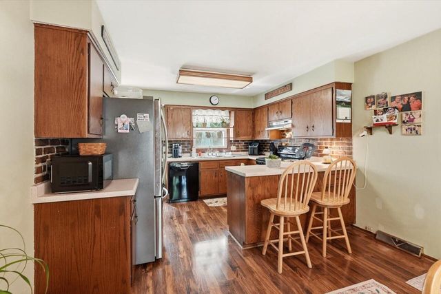 107 Shepard COURT, Mukwonago, WI 53149