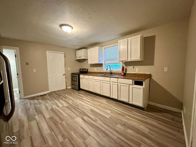 1058 W 31st Street, Indianapolis, IN 46208