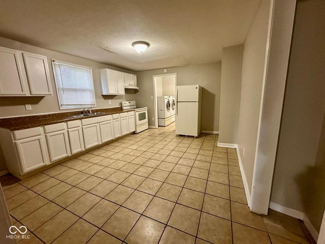 1058 W 31st Street, Indianapolis, IN 46208