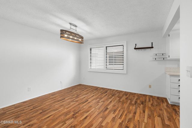 7137 Shoup Avenue 31, West Hills, CA 91307