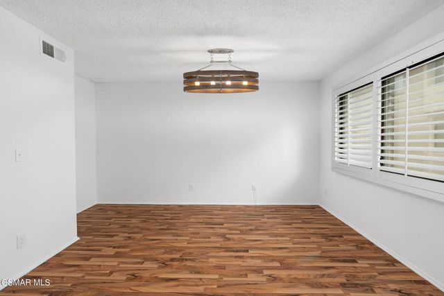 7137 Shoup Avenue 31, West Hills, CA 91307