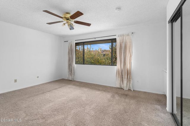 7137 Shoup Avenue 31, West Hills, CA 91307