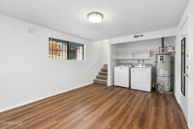 7137 Shoup Avenue 31, West Hills, CA 91307