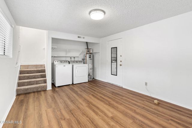 7137 Shoup Avenue 31, West Hills, CA 91307