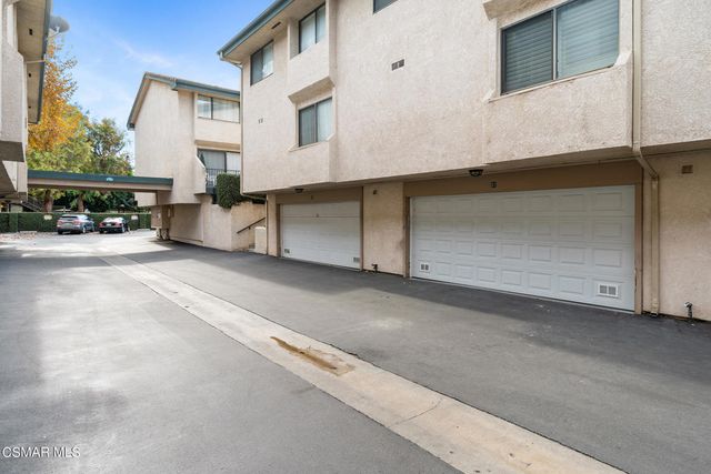 7137 Shoup Avenue 31, West Hills, CA 91307