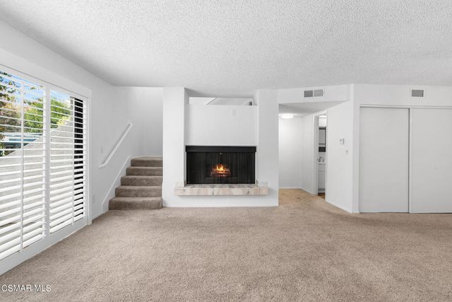 7137 Shoup Avenue 31, West Hills, CA 91307