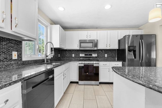 39 Frost Ave, Brockton, MA 02301