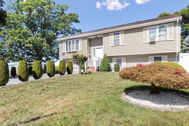 39 Frost Ave, Brockton, MA 02301