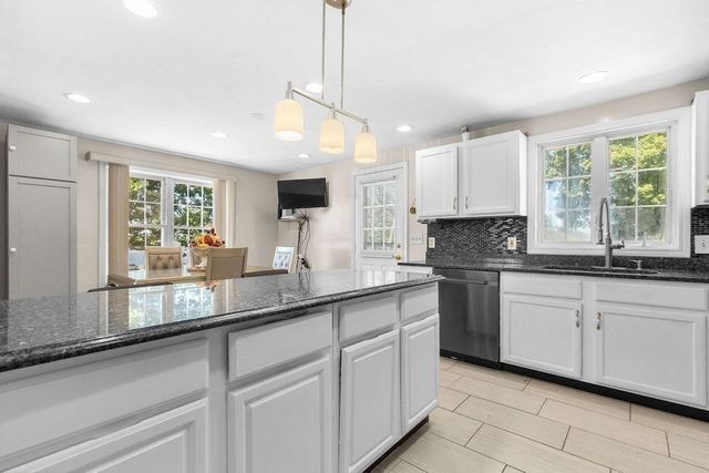 39 Frost Ave, Brockton, MA 02301