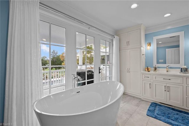 515 OAK POINTE Drive, Semora, NC 27343