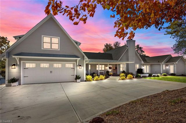 515 OAK POINTE Drive, Semora, NC 27343