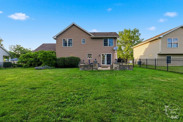 529 Hollyberry Lane, Bourbonnais, IL 60914