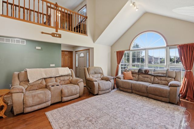 529 Hollyberry Lane, Bourbonnais, IL 60914