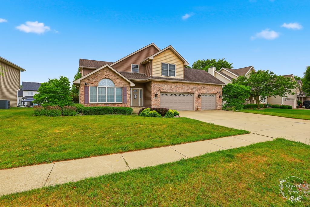 529 Hollyberry Lane, Bourbonnais, IL 60914