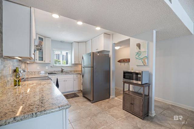 14100 River Road 228B, Pensacola, FL 32507