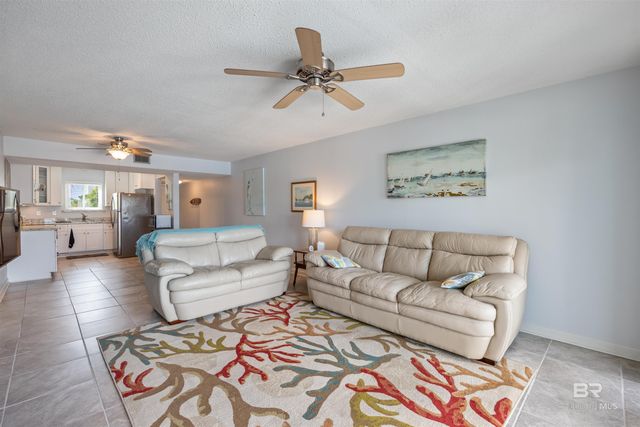 14100 River Road 228B, Pensacola, FL 32507