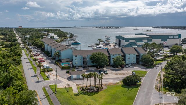14100 River Road 228B, Pensacola, FL 32507