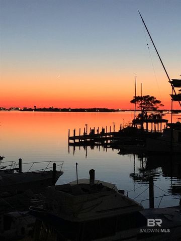 14100 River Road 228B, Pensacola, FL 32507