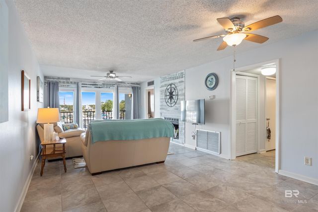 14100 River Road 228B, Pensacola, FL 32507