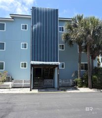 14100 River Road 228B, Pensacola, FL 32507