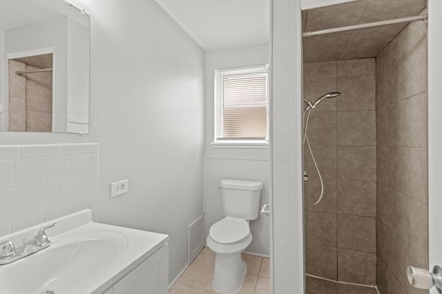 408 Grantham Road, Baytown, TX 77521