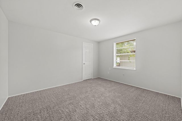 408 Grantham Road, Baytown, TX 77521