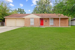 408 Grantham Road, Baytown, TX 77521