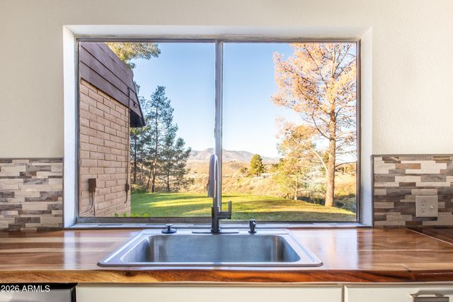 648 E PRICKLY PEAR Drive, Globe, AZ 85501