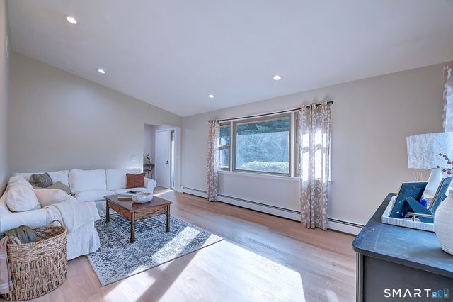 11 Mara Trail, South Windsor, CT 06074
