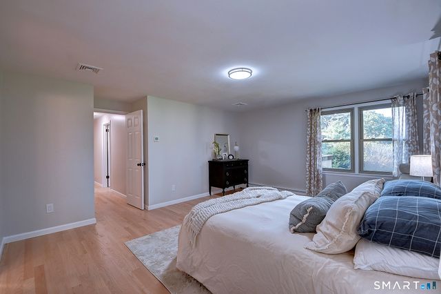 11 Mara Trail, South Windsor, CT 06074