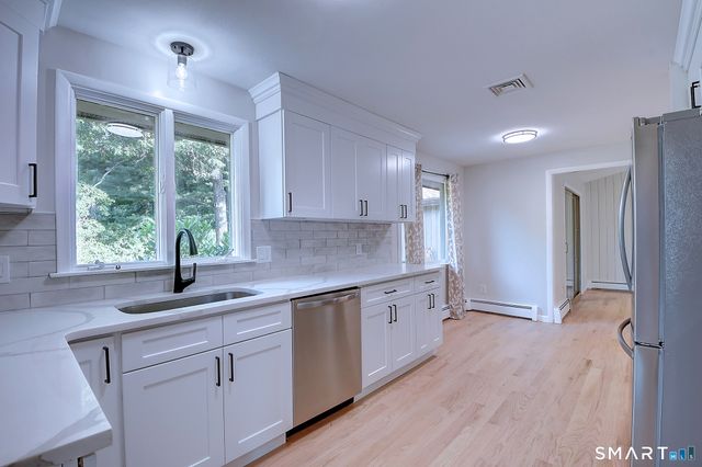 11 Mara Trail, South Windsor, CT 06074