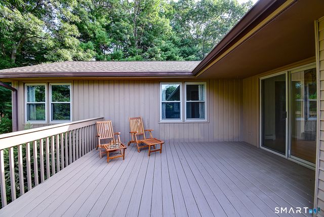 11 Mara Trail, South Windsor, CT 06074