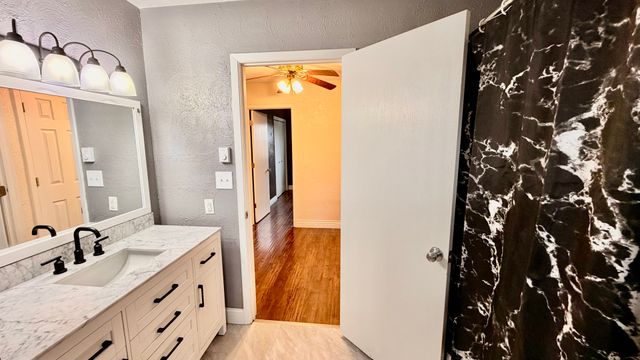 16846 E Payton Road, Opdyke, IL 62872