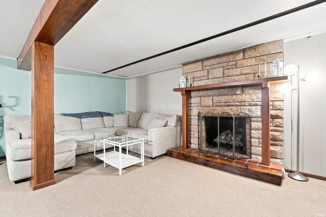 6226 E Hills Road, Fort Wayne, IN 46804