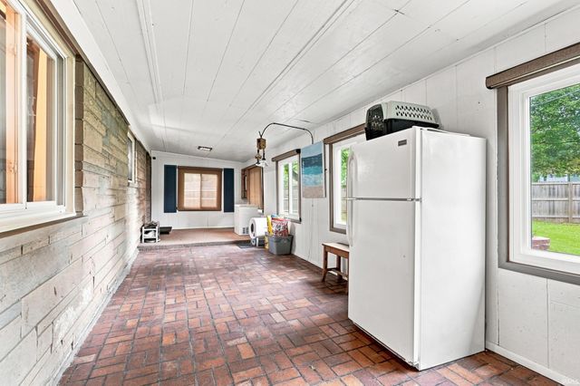 6226 E Hills Road, Fort Wayne, IN 46804