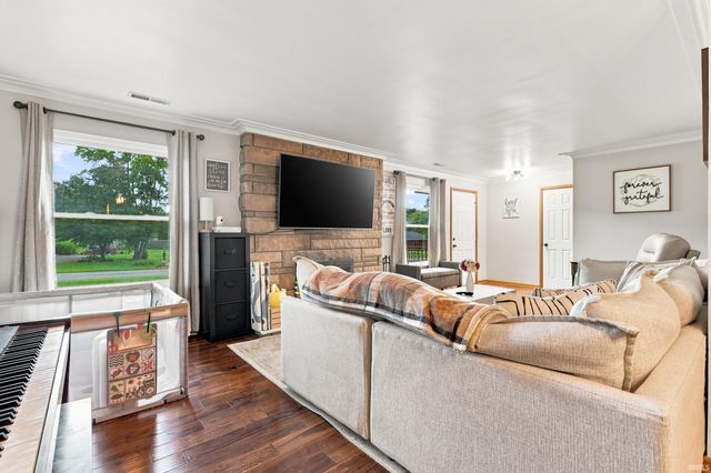 6226 E Hills Road, Fort Wayne, IN 46804