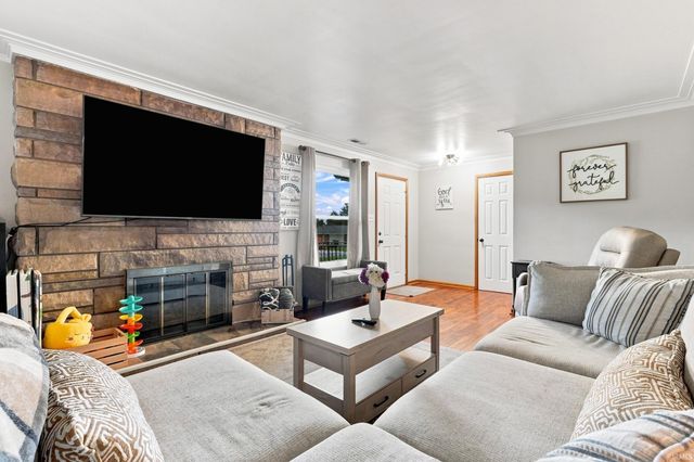 6226 E Hills Road, Fort Wayne, IN 46804
