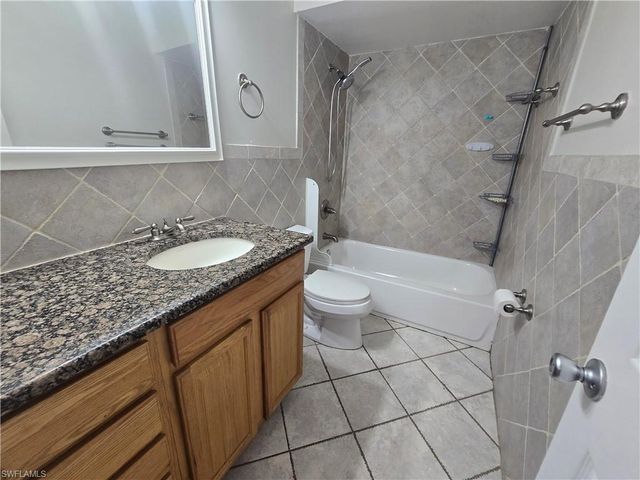 4424 SW 8th PL 14, Cape Coral, FL 33914