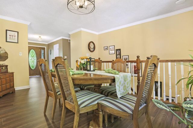 11200 Ridge Knoll Drive, Evansville, IN 47710