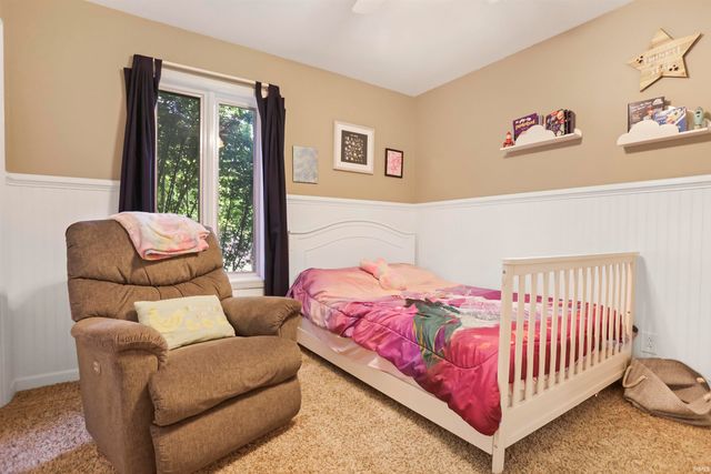 11200 Ridge Knoll Drive, Evansville, IN 47710
